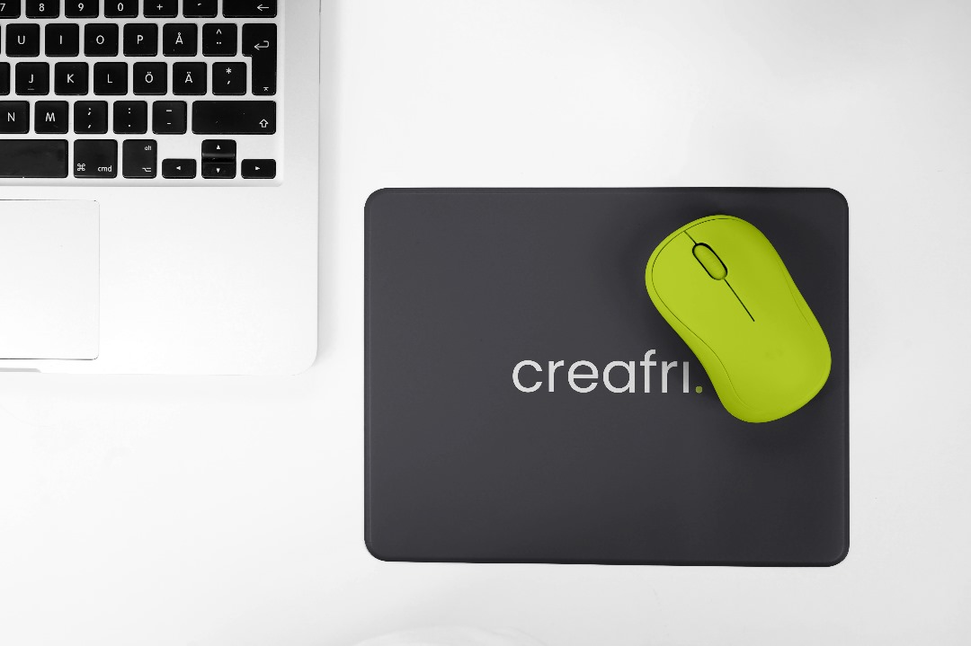 Creafri branded mousepad and mouse